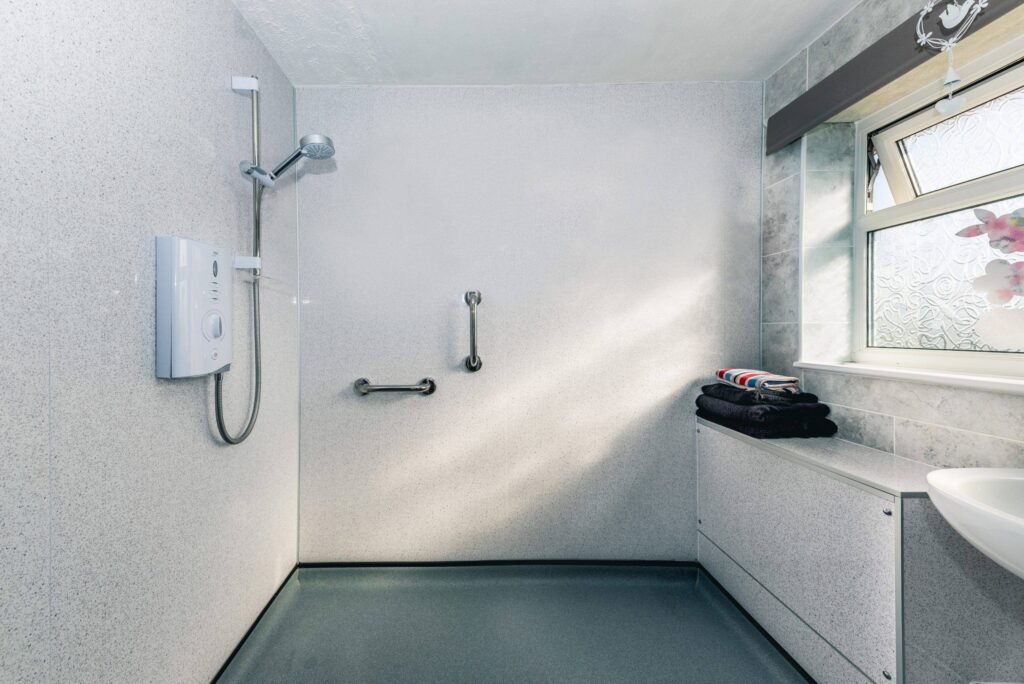 What Grants Are Available For Walk-In Baths?